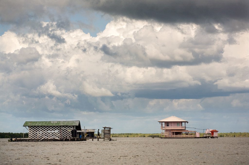 由于人为活动所引起的气候变化，全球多地将经历异常高温。